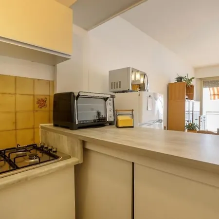 Seafront With Private Terrace And Free Parking Menton