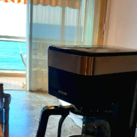 Seafront With Private Terrace And Free Parking Apartman *