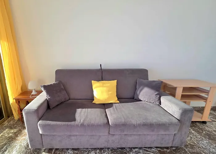 Seafront With Private Terrace And Free Parking 아파트 멍똥